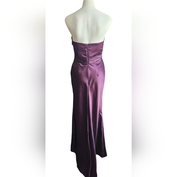 Davids Bridal Plum Strapless Evening Gown Sz 4 Sweetheart Glam - Picture 5 of 6